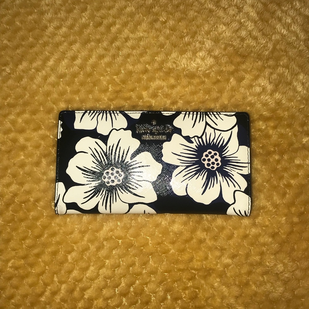 Kate spade wallet